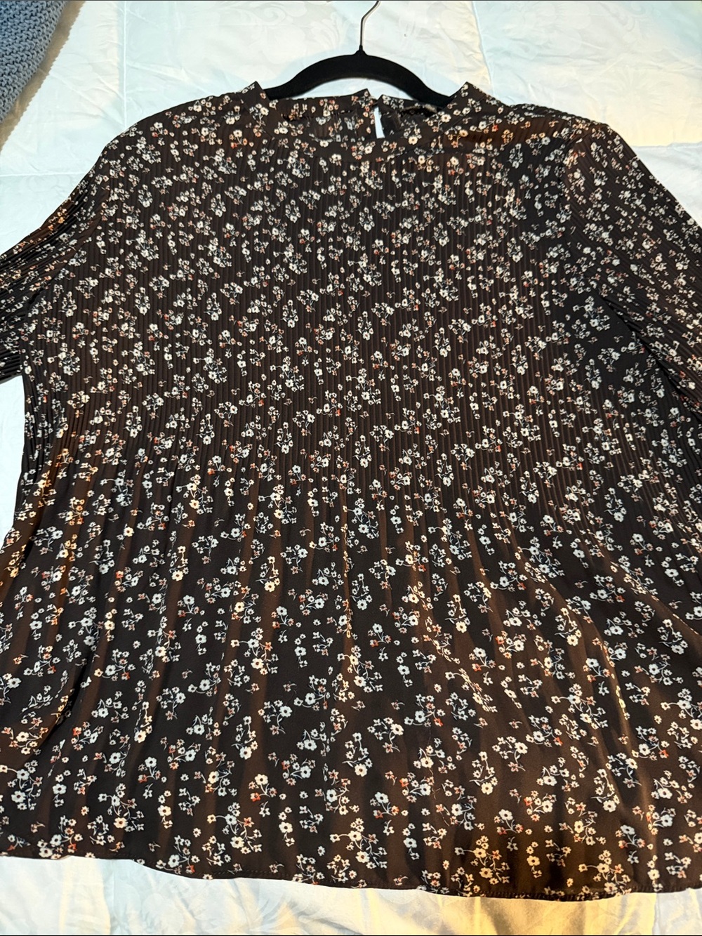 Adrianna Papell Black Floral Pleated 3/4-Sleeve Tunic